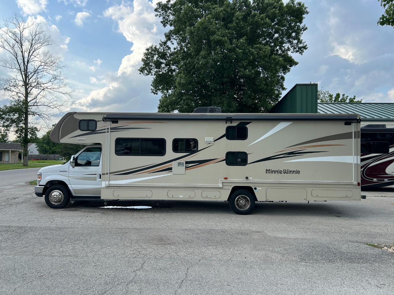 Winnebago Minnie Winnie  2018