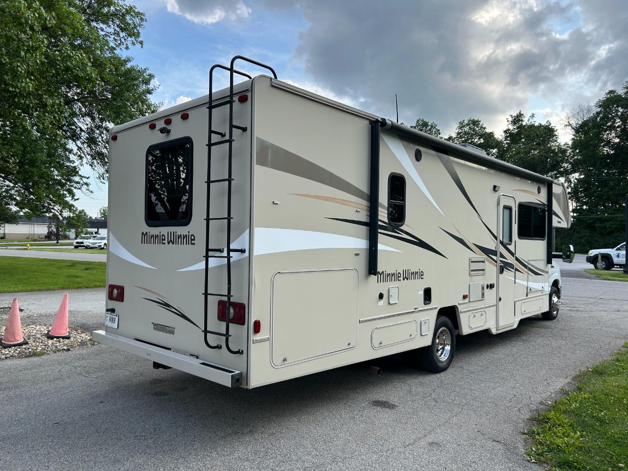 Winnebago Minnie Winnie  2018