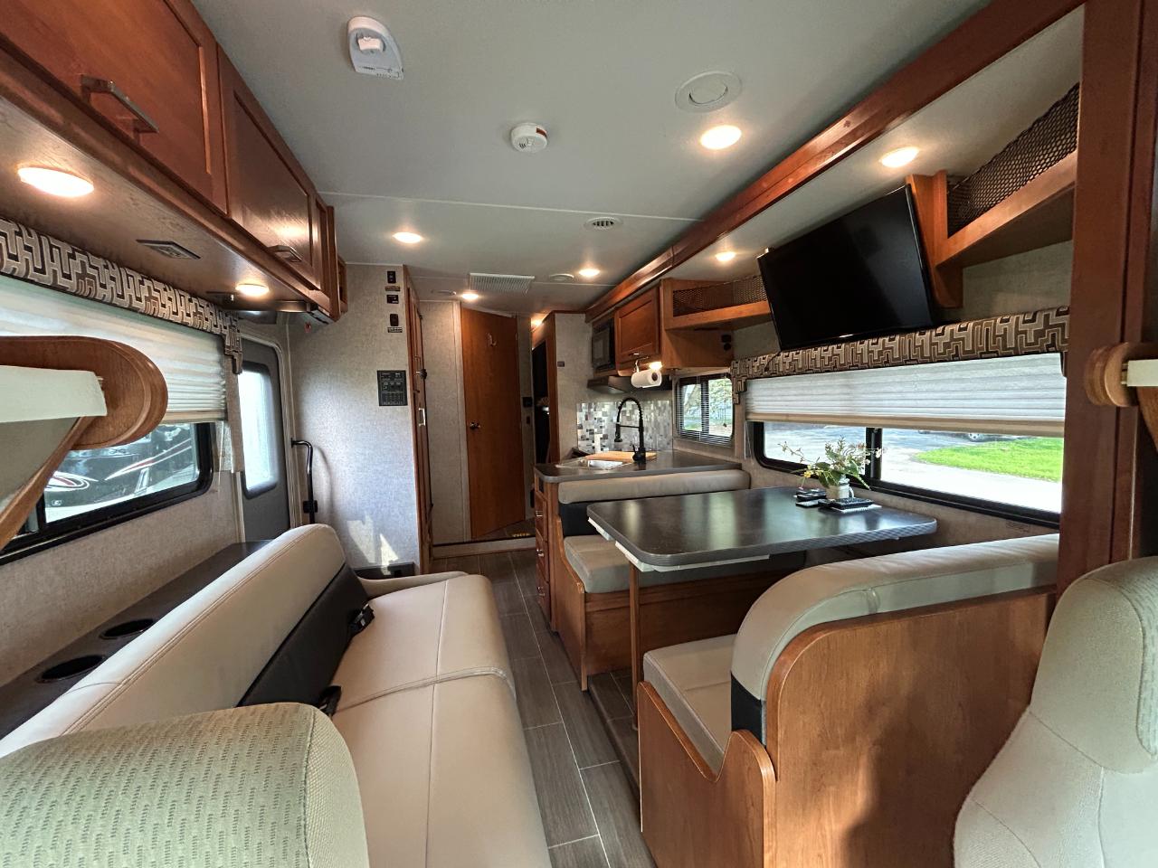 Winnebago Minnie Winnie  2018