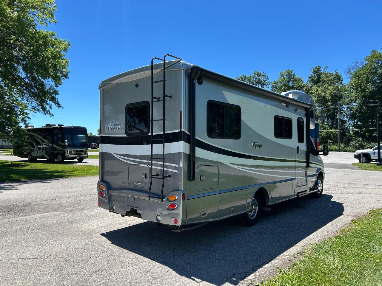 Winnebago View  2019