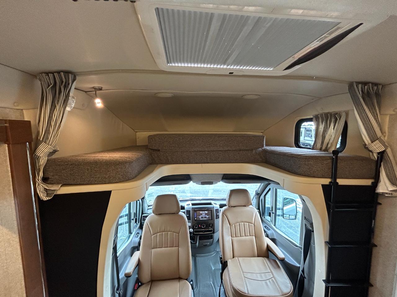 Winnebago View  2019