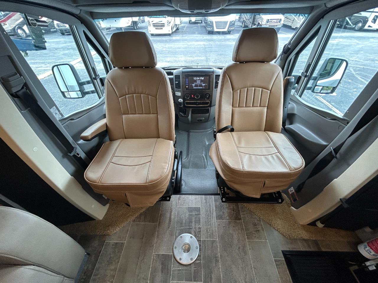 Winnebago View  2019