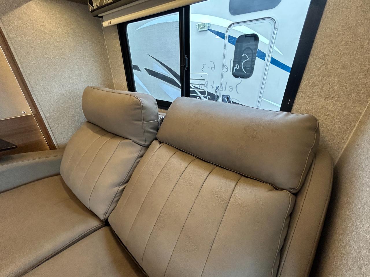 Winnebago View  2019