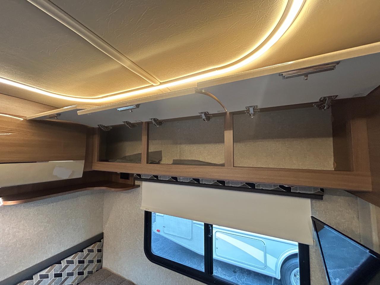 Winnebago View  2019