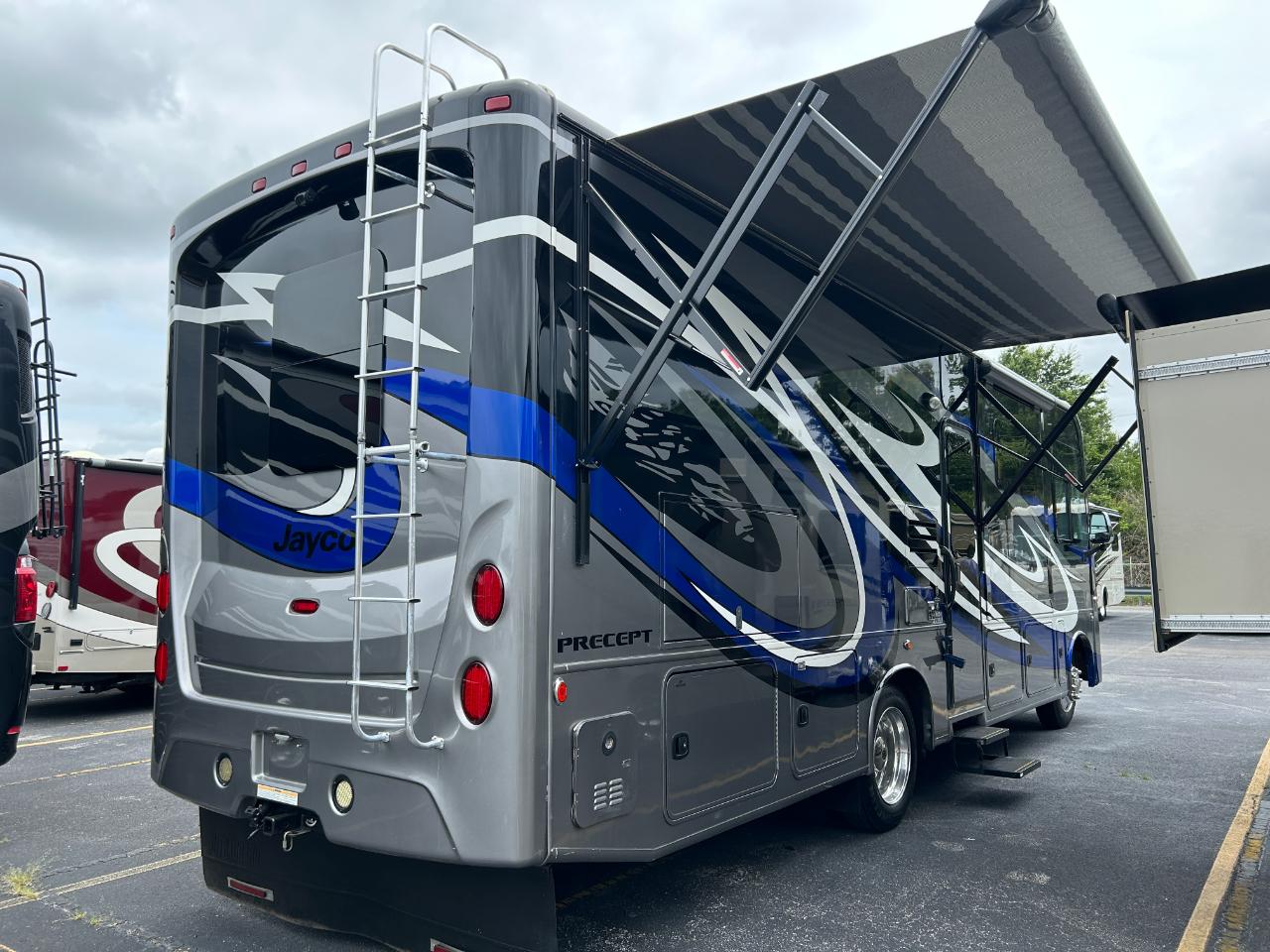 Jayco Precept  2017