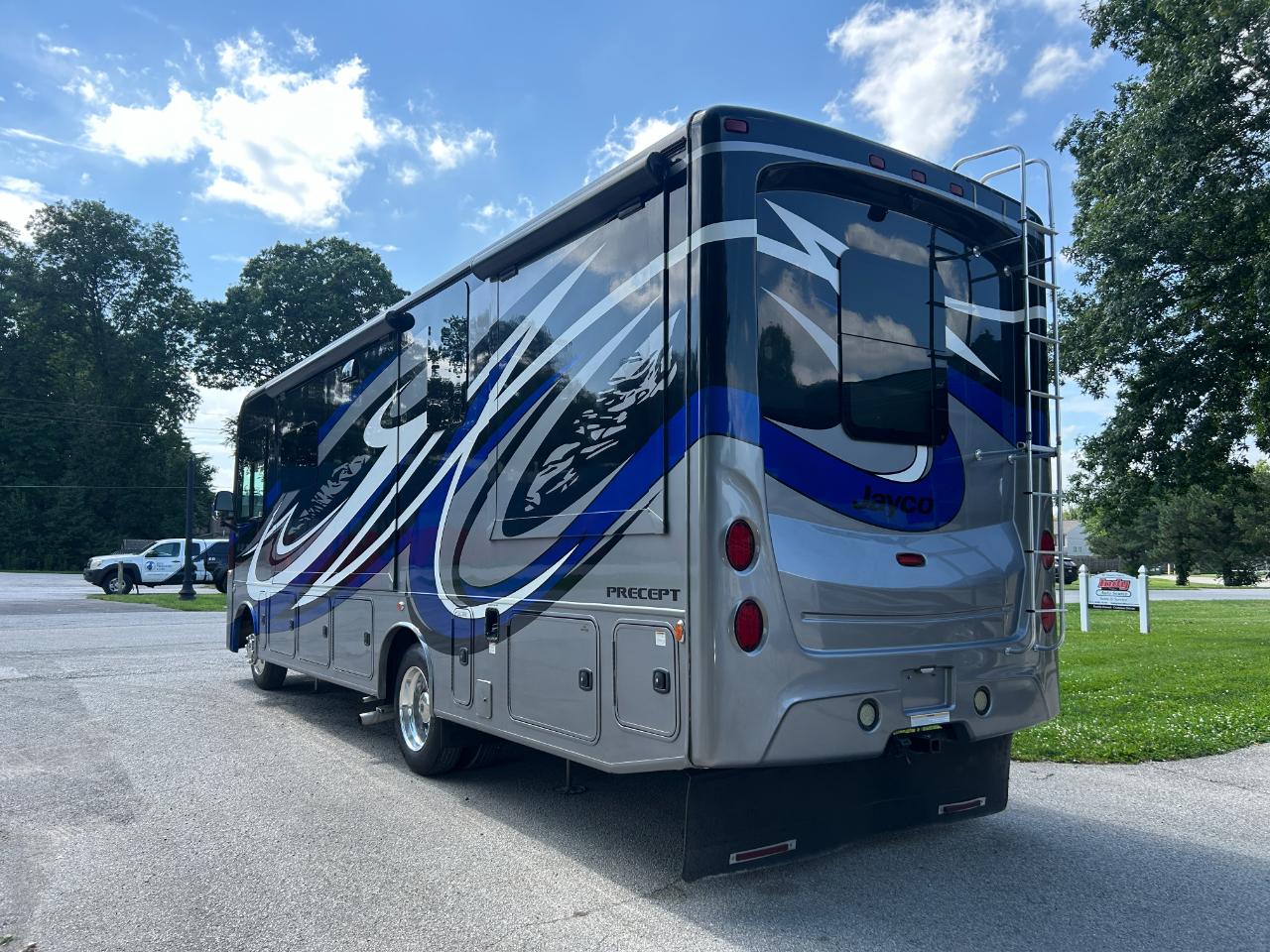 Jayco Precept  2017