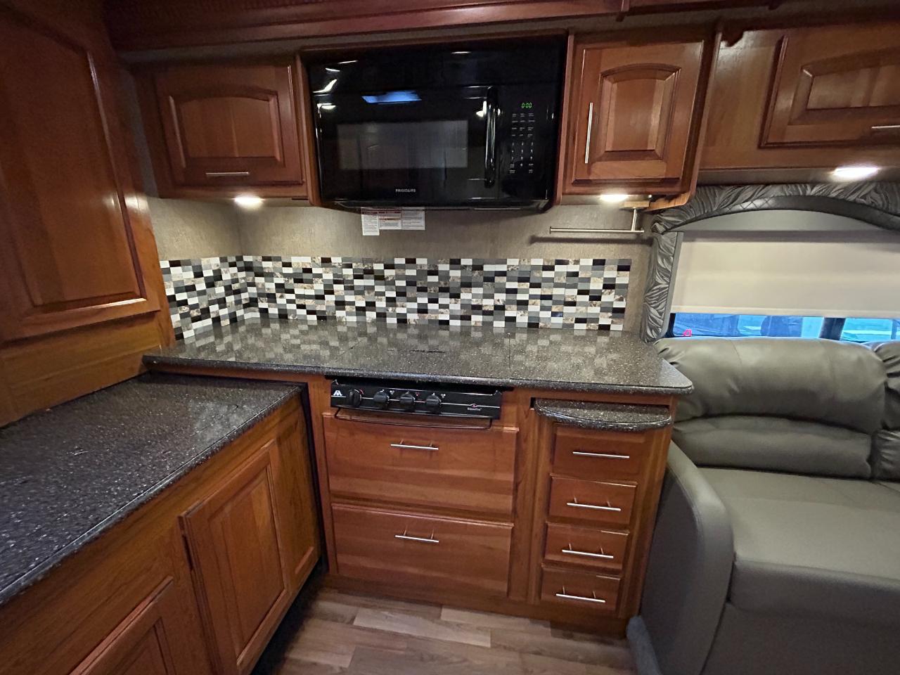 Jayco Precept  2017