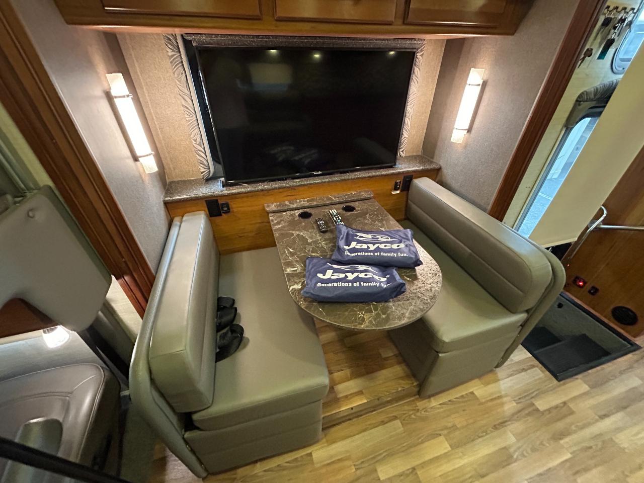 Jayco Precept  2017