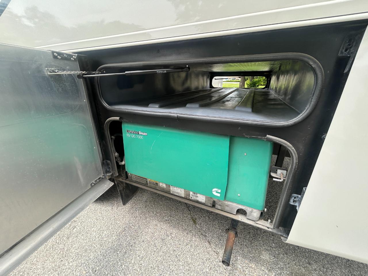 Tiffin Motorhomes Allegro  2017
