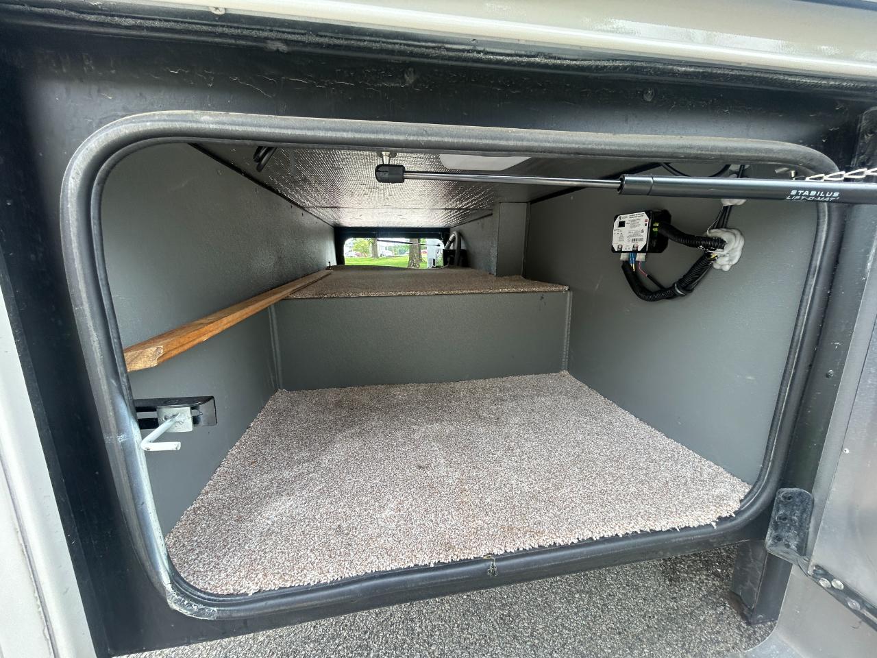 Tiffin Motorhomes Allegro  2017