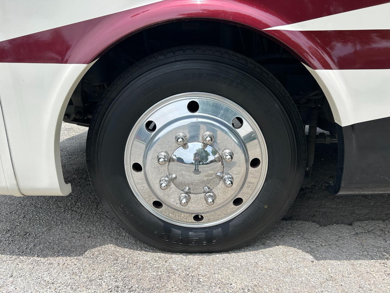 Tiffin Motorhomes Allegro  2017
