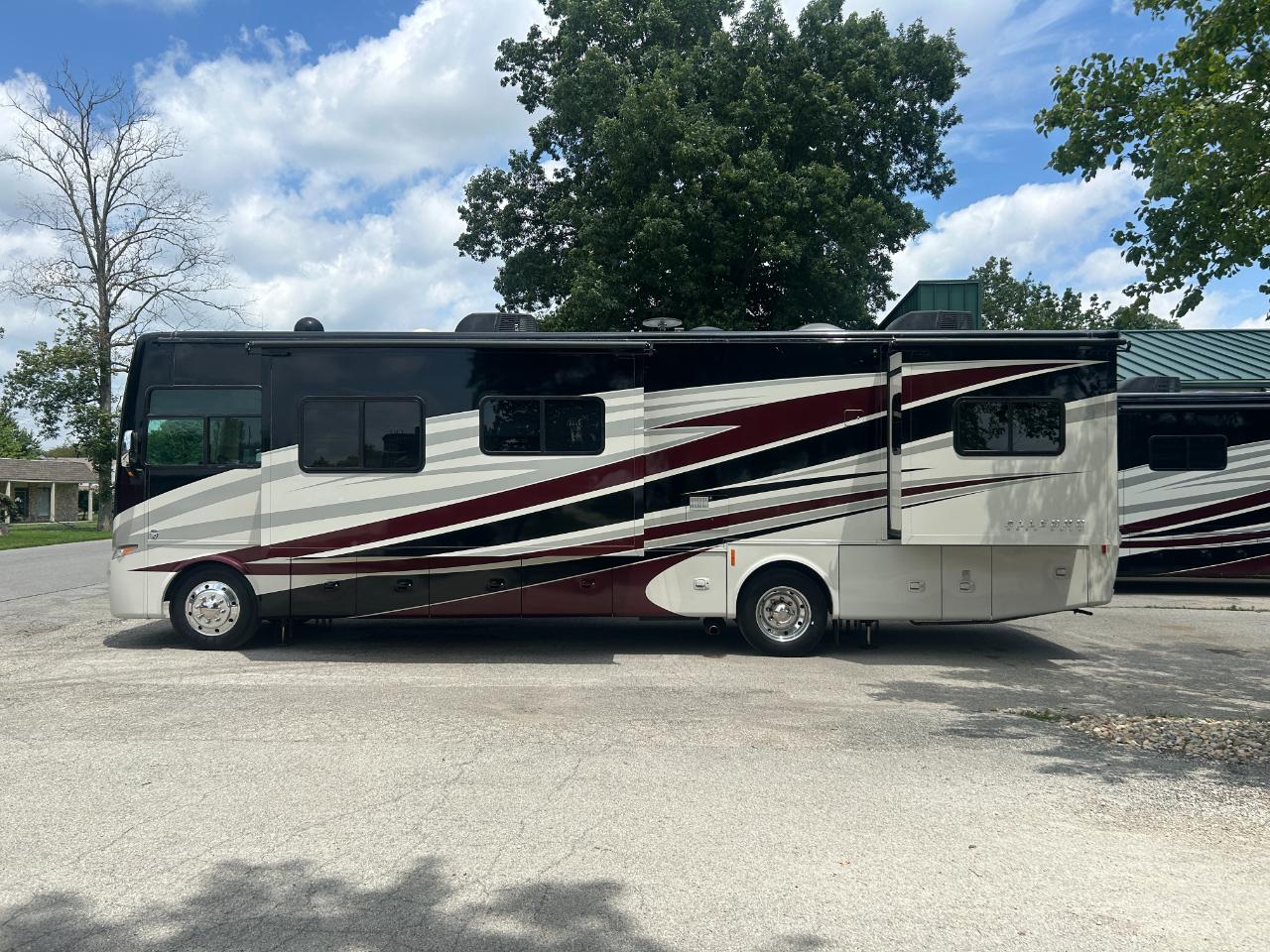 Tiffin Motorhomes Allegro  2017
