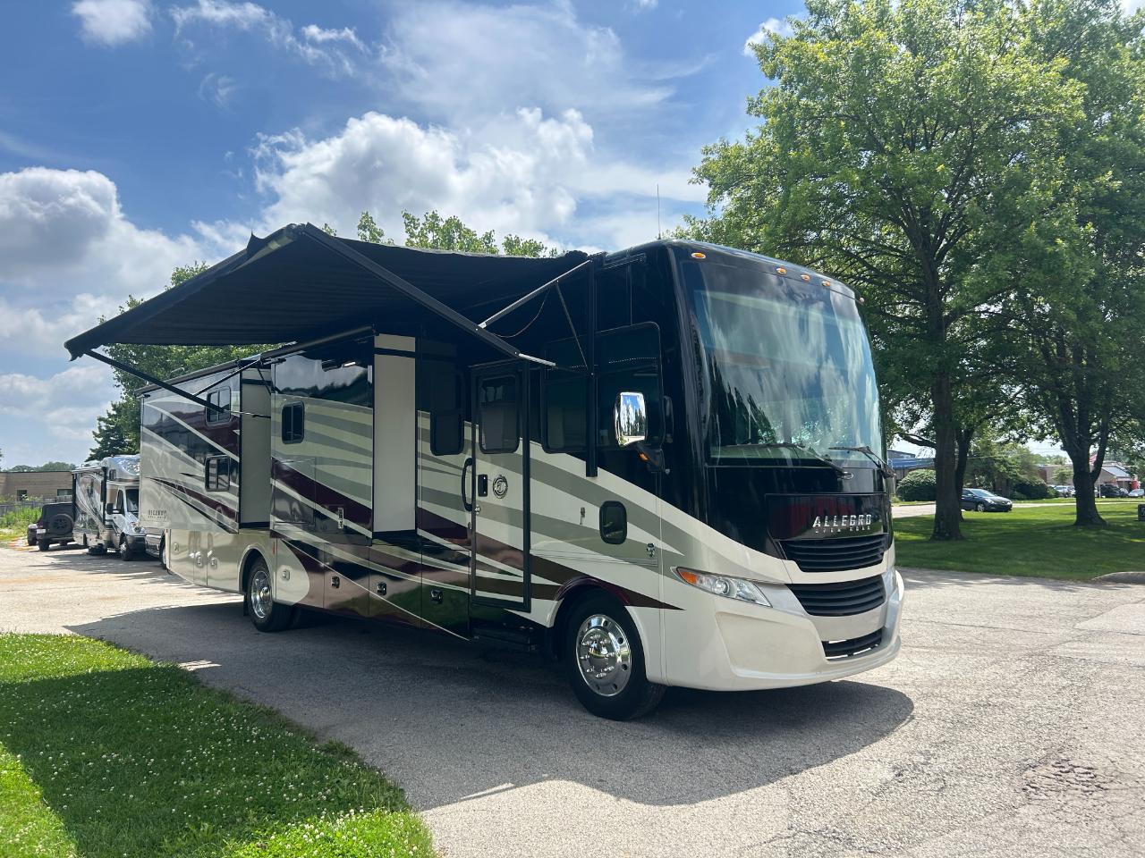 Tiffin Motorhomes Allegro  2017