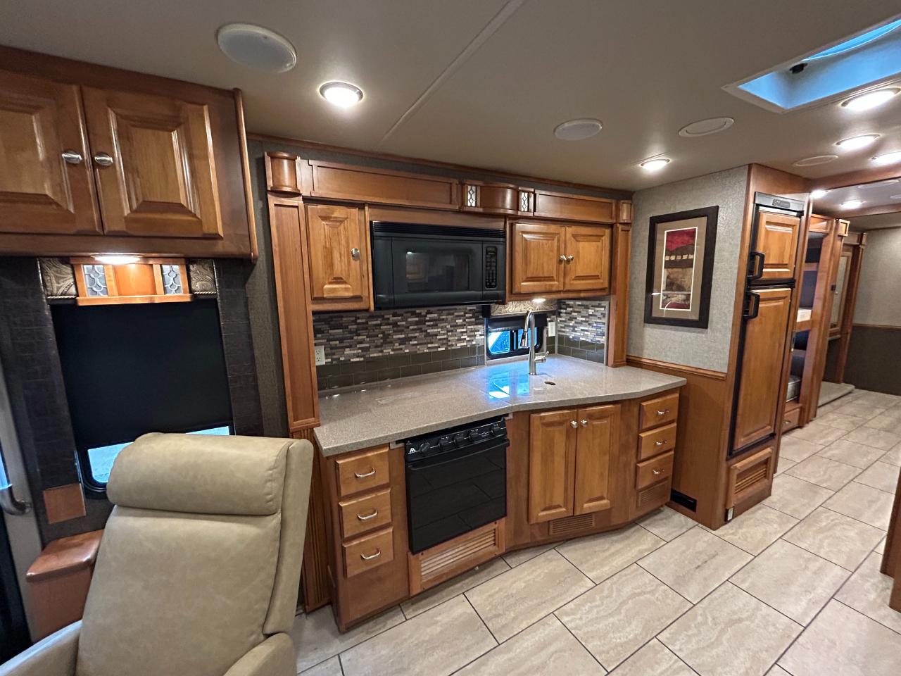Tiffin Motorhomes Allegro  2017