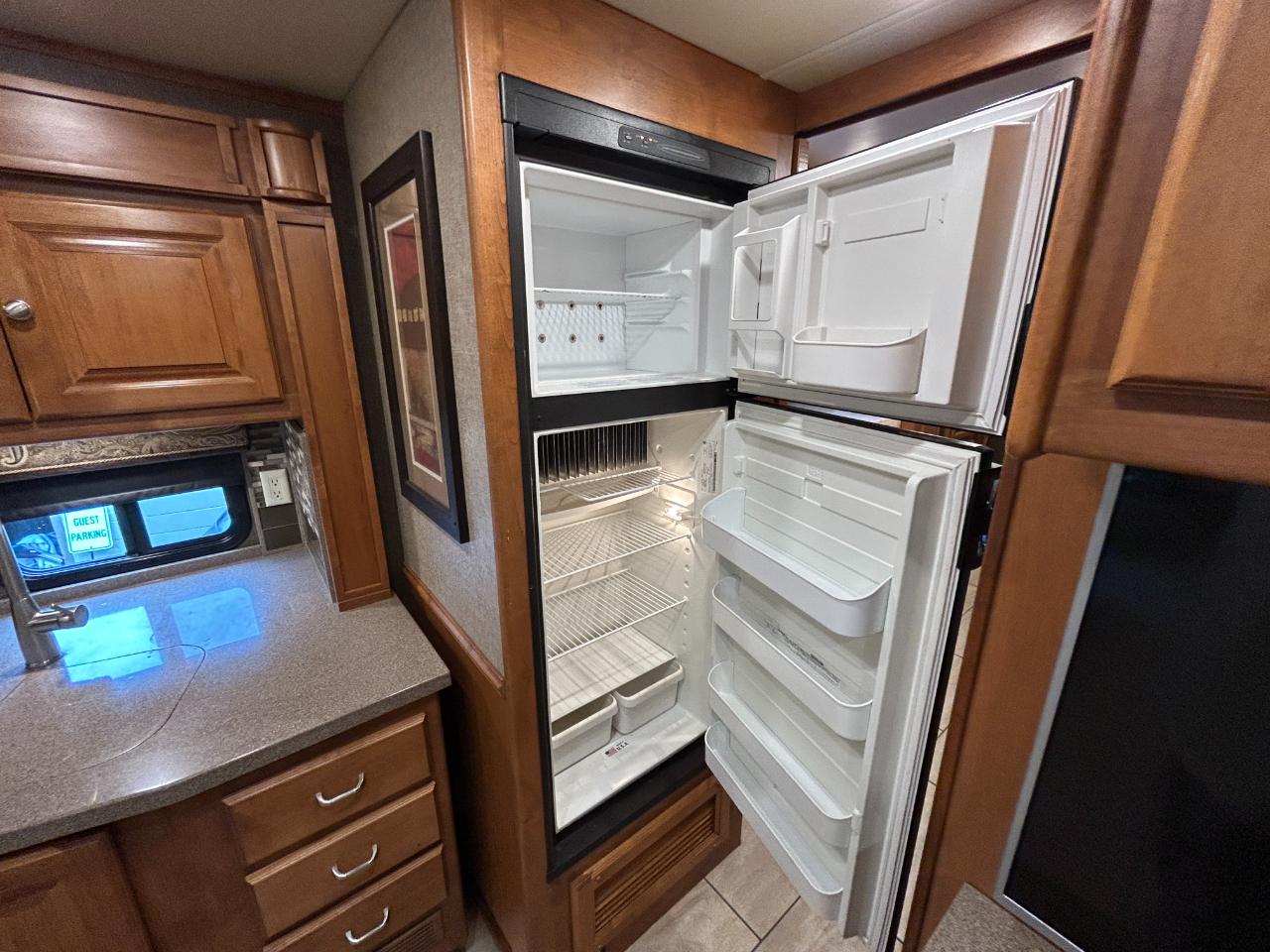 Tiffin Motorhomes Allegro  2017