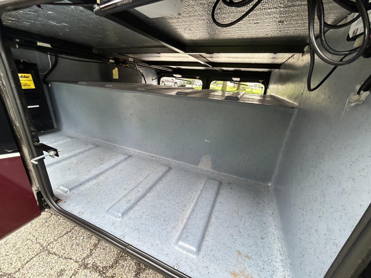 Tiffin Motorhomes Allegro  2017