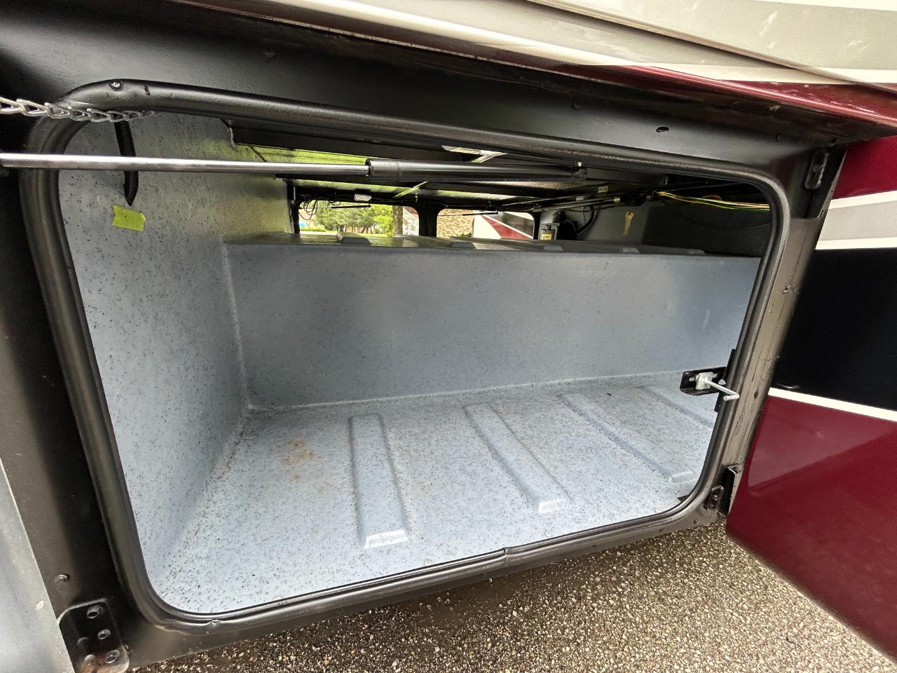 Tiffin Motorhomes Allegro  2017