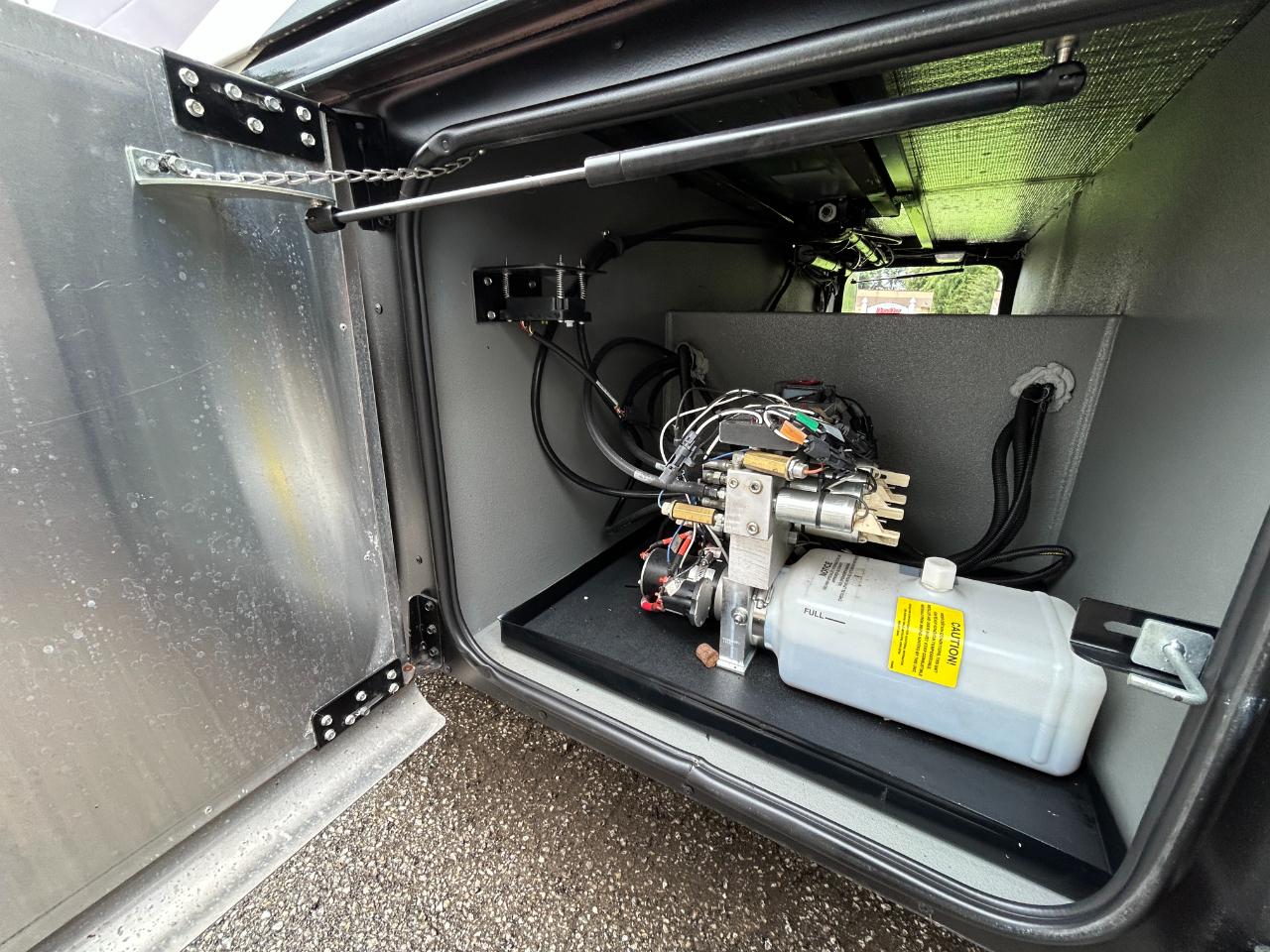 Tiffin Motorhomes Allegro  2017