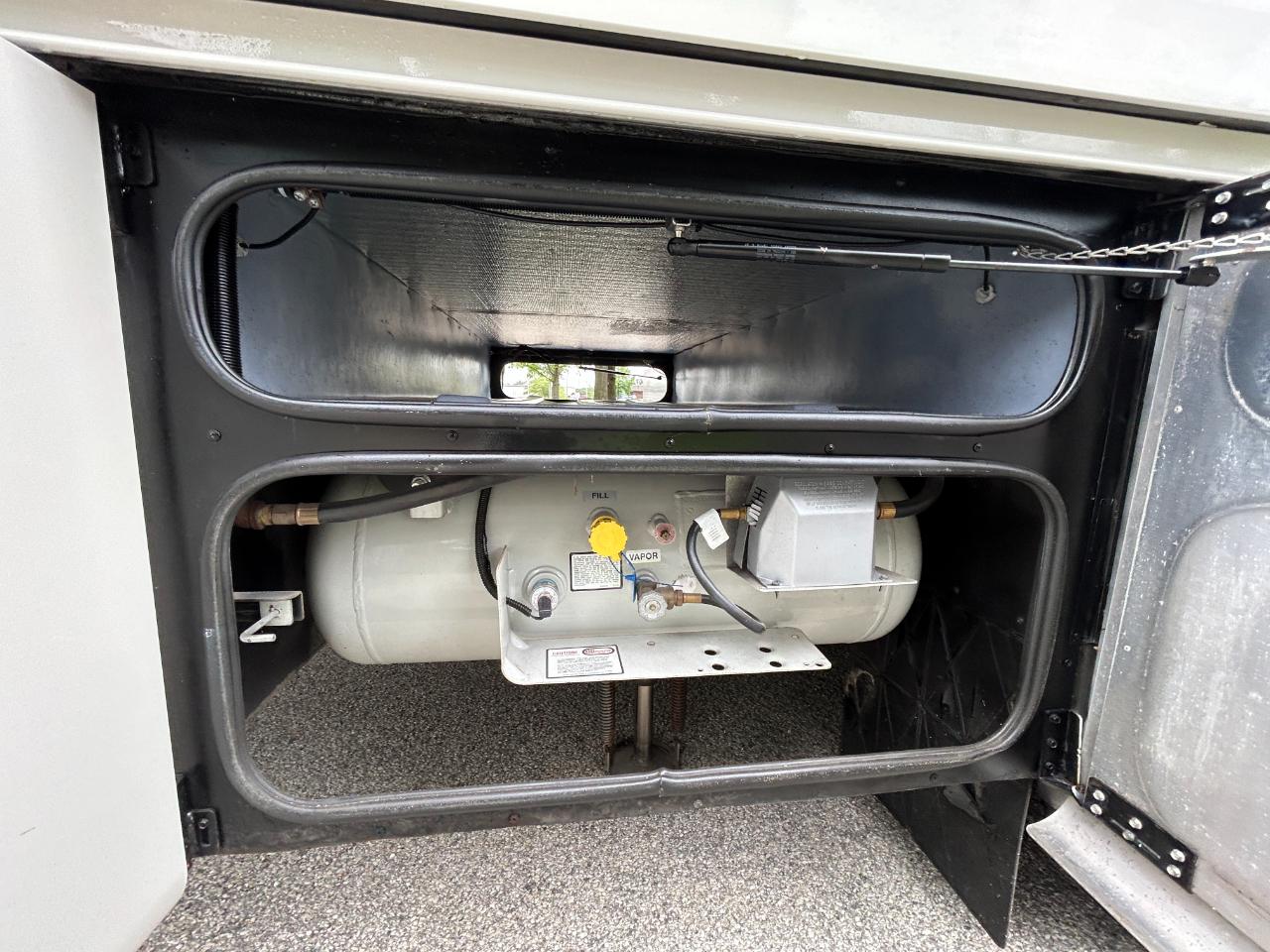 Tiffin Motorhomes Allegro  2017