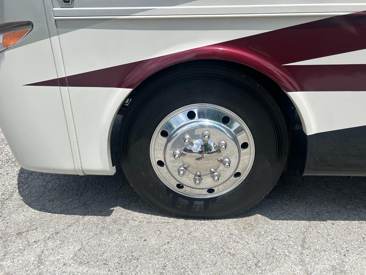 Tiffin Motorhomes Allegro  2017