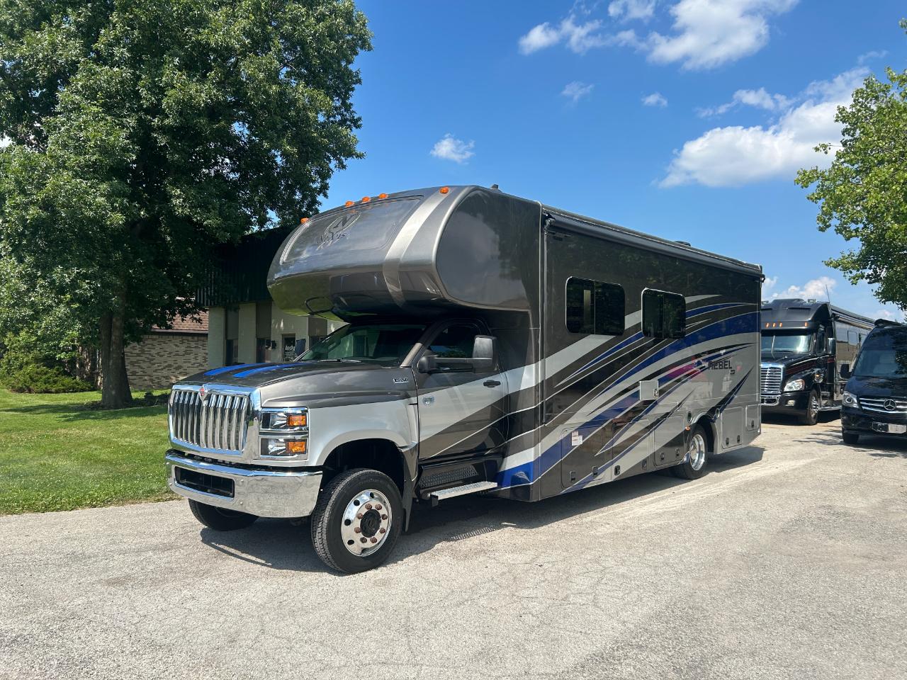 2022 Nexus Rebel 30R