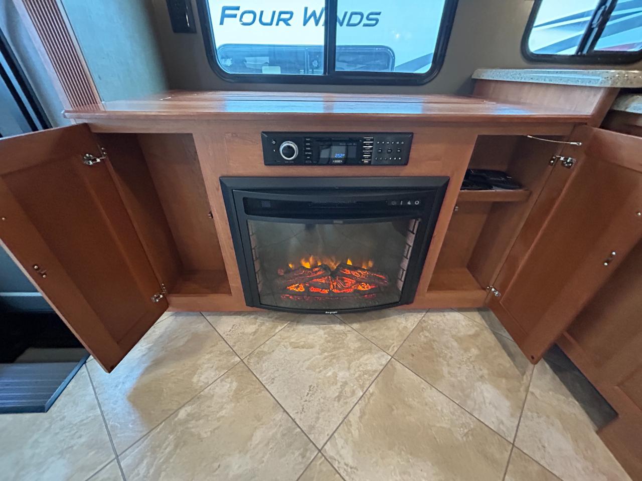 Winnebago Sightseer  2019