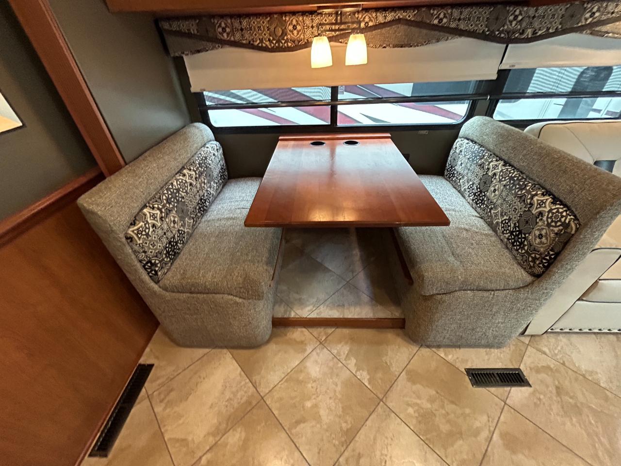 Winnebago Sightseer  2019