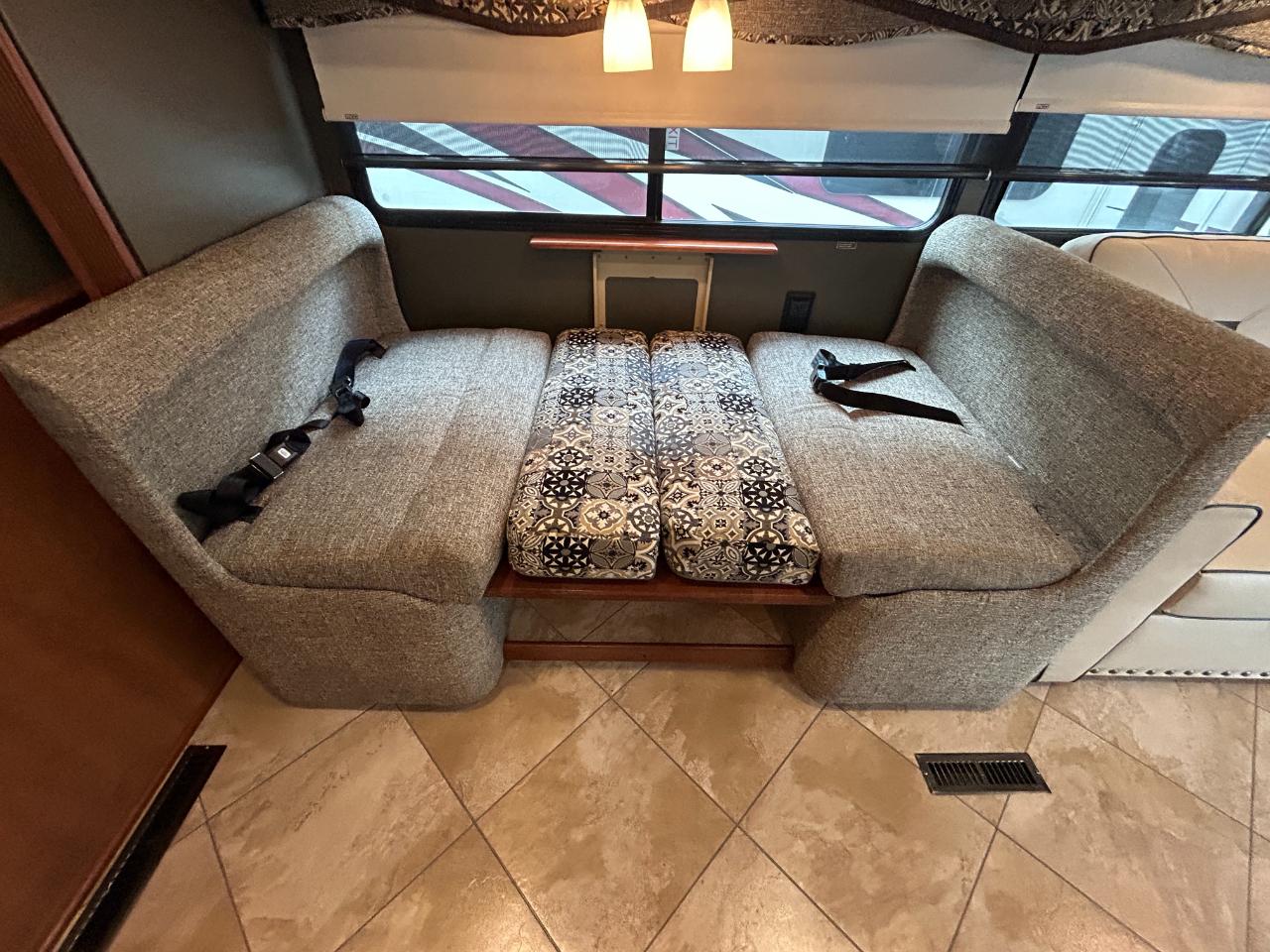 Winnebago Sightseer  2019