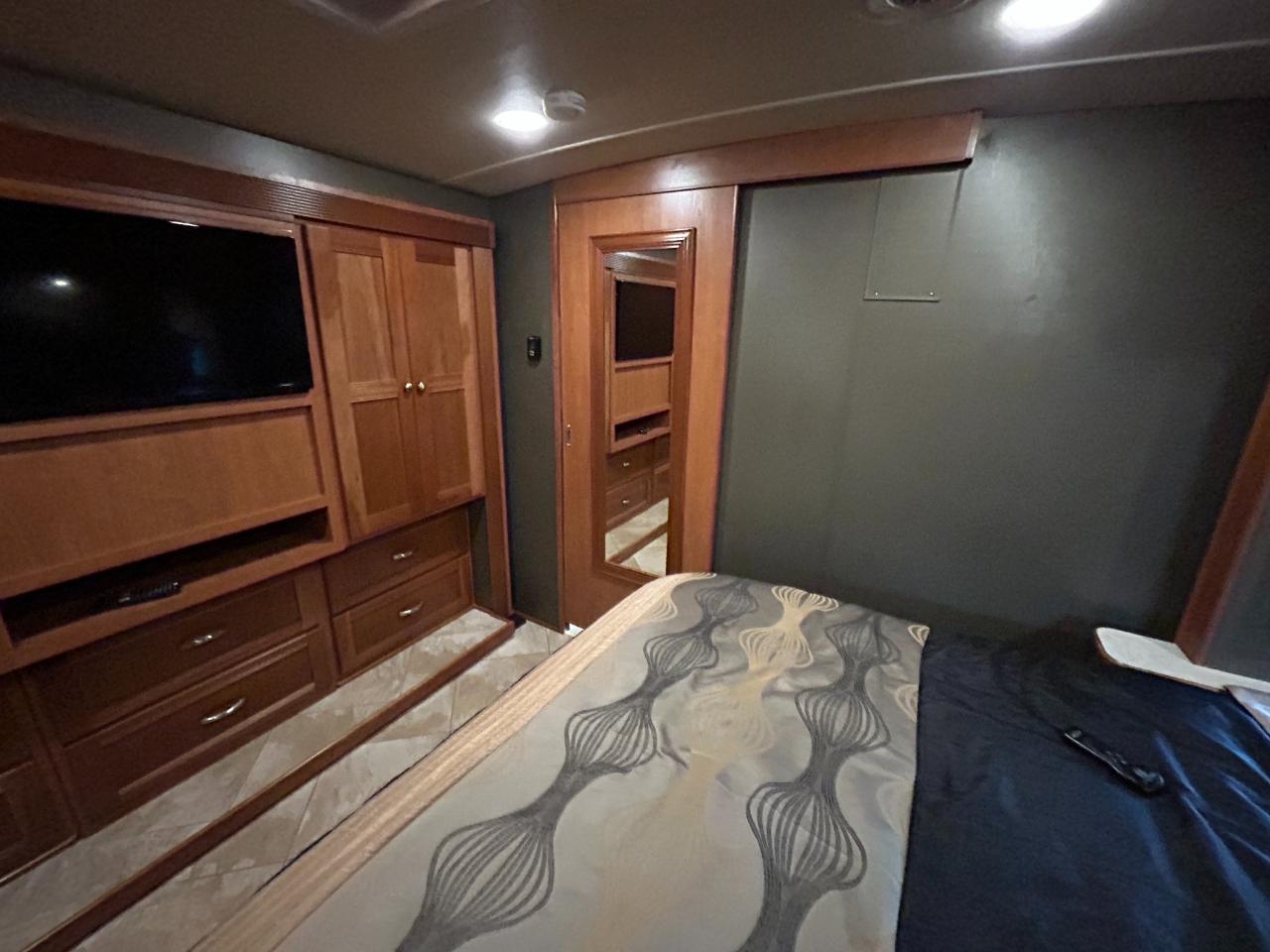 Winnebago Sightseer  2019