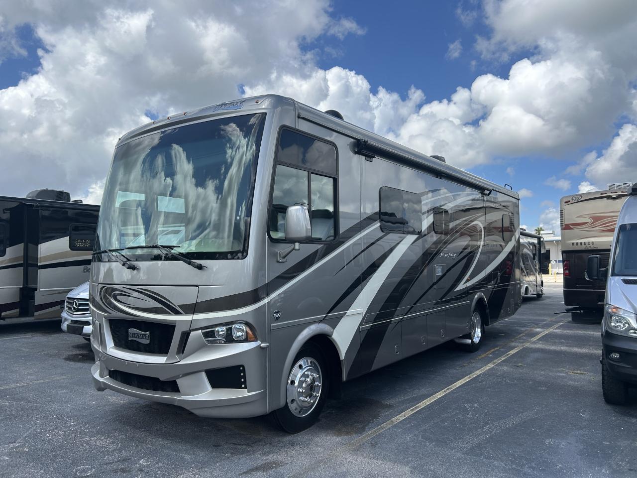 Newmar Bay Star  2019