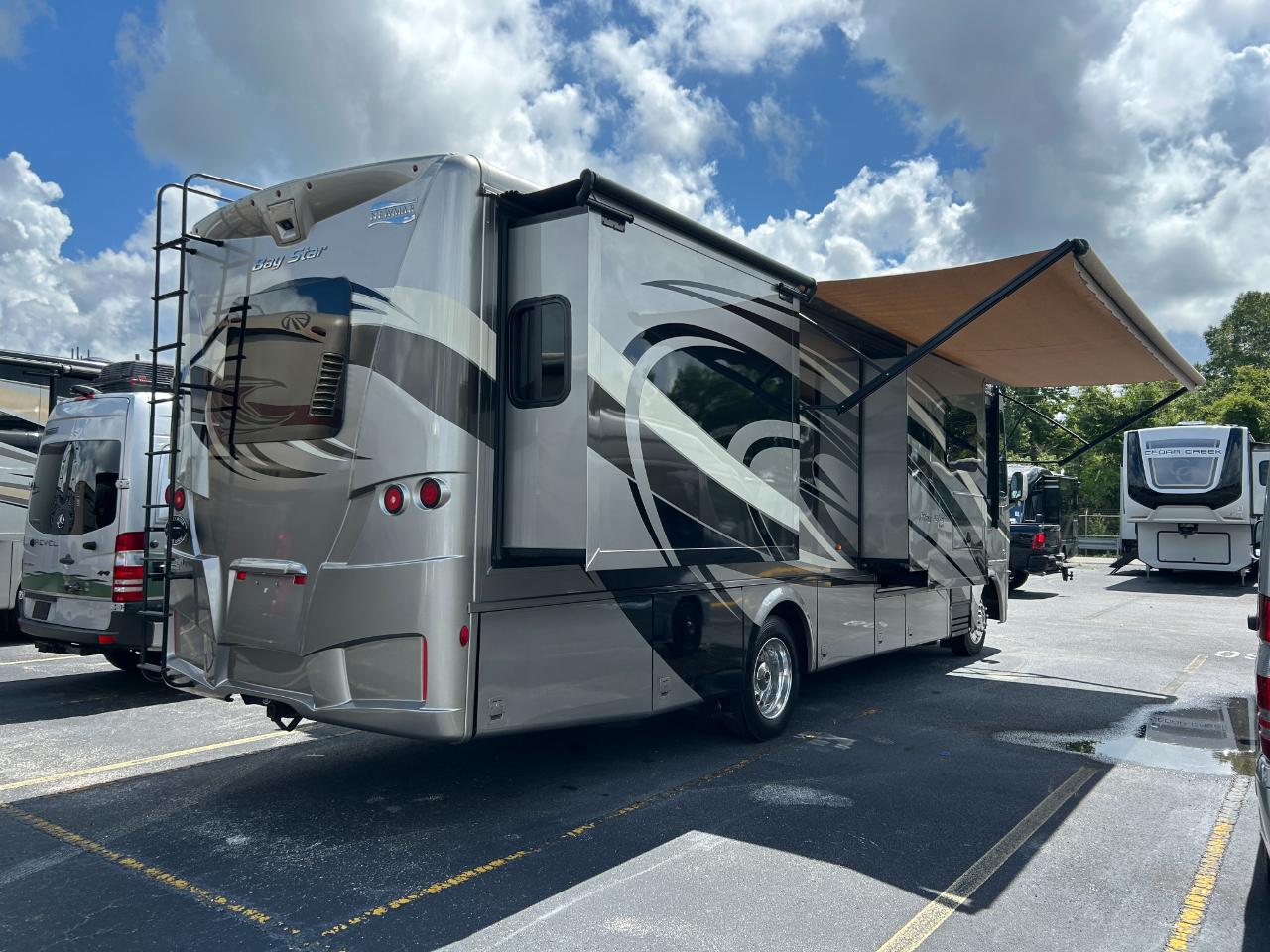 Newmar Bay Star  2019