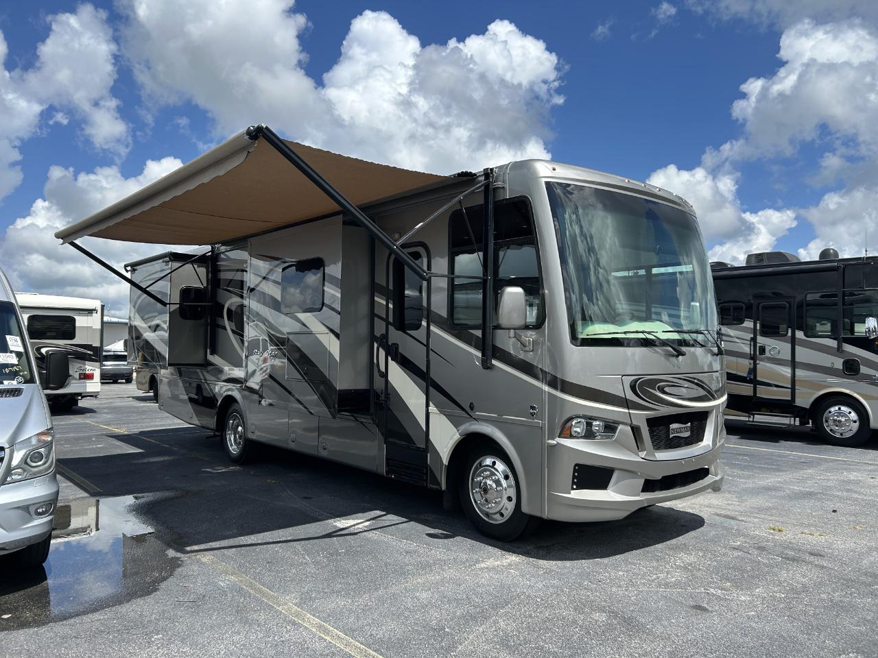 Newmar Bay Star  2019