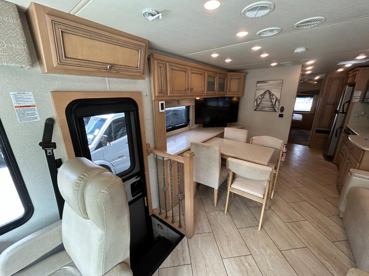 Newmar Bay Star  2019