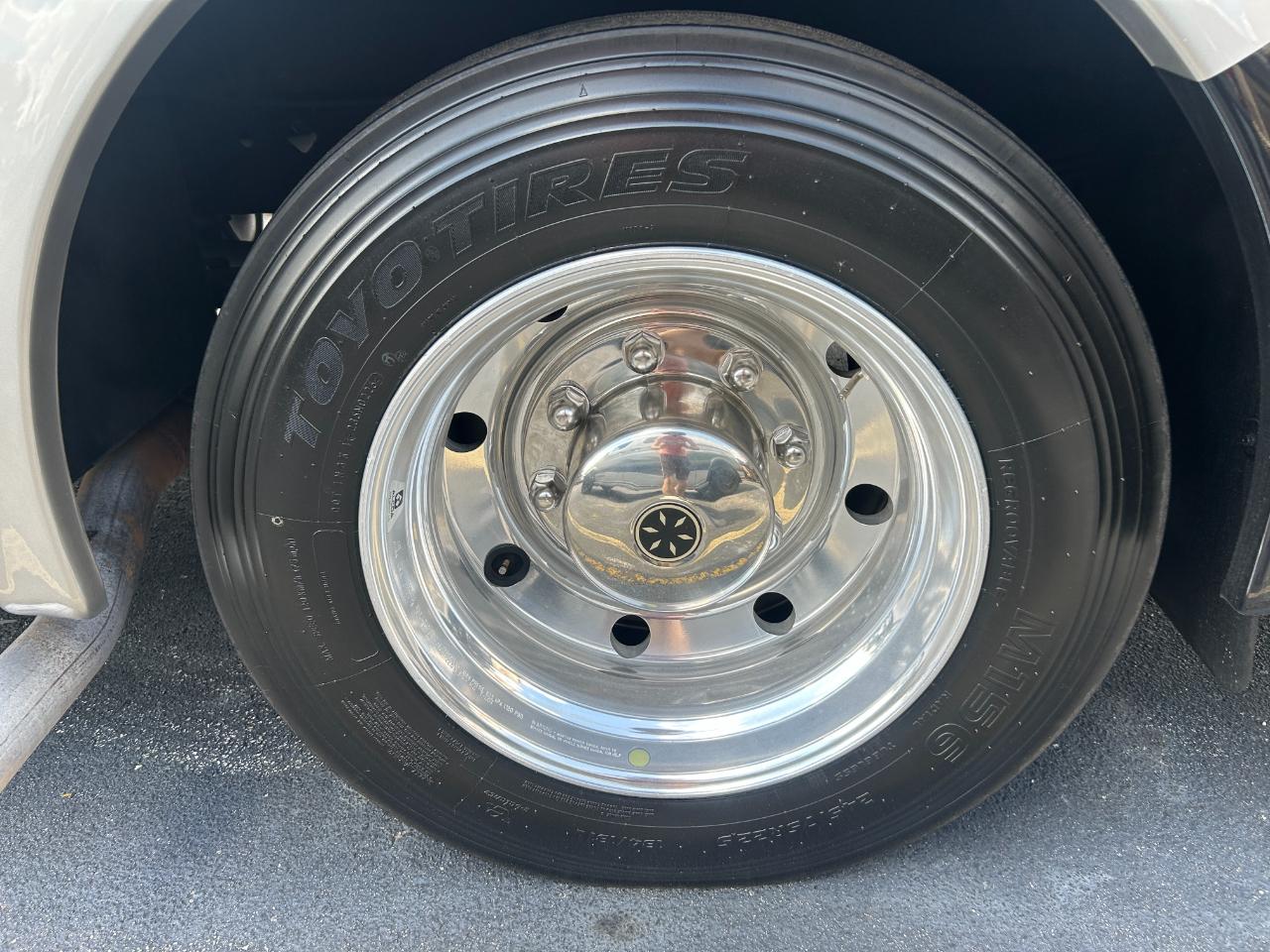 Newmar Bay Star  2019