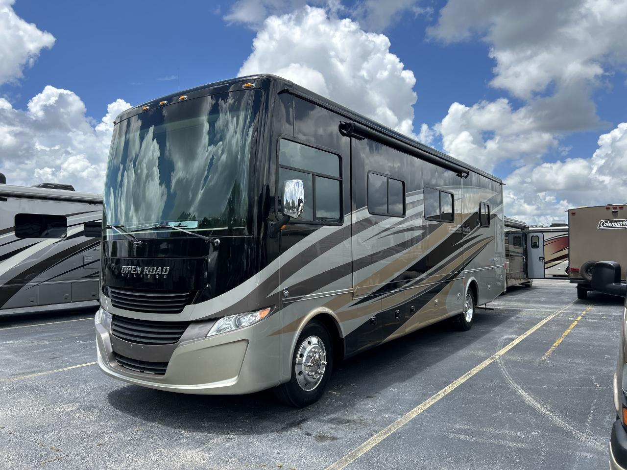 Tiffin Motorhomes Allegro  2018