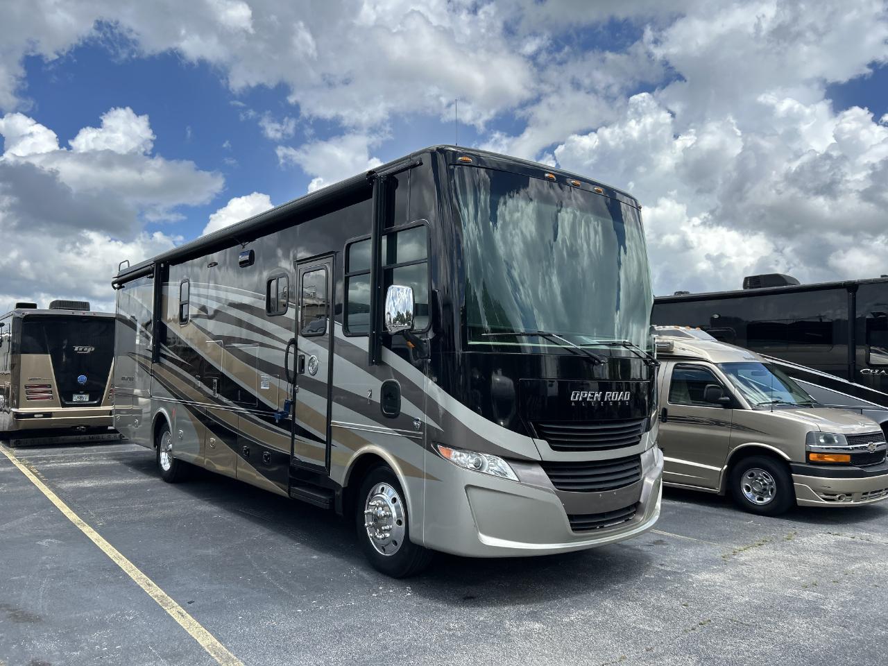 Tiffin Motorhomes Allegro  2018