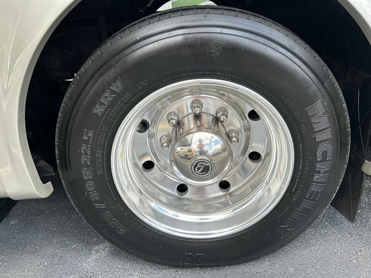 Tiffin Motorhomes Allegro  2018