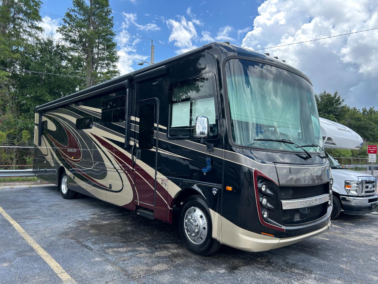 Entegra Coach Emblem  2022