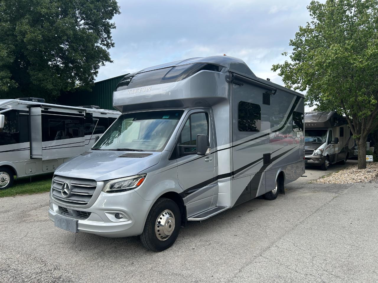 Tiffin Motorhomes Wayfarer  2020