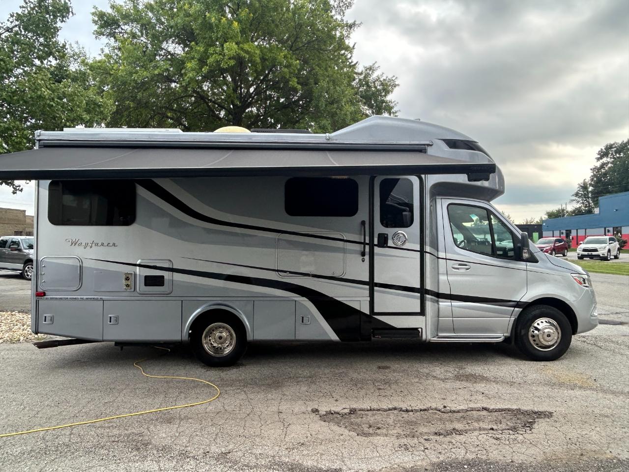 Tiffin Motorhomes Wayfarer  2020