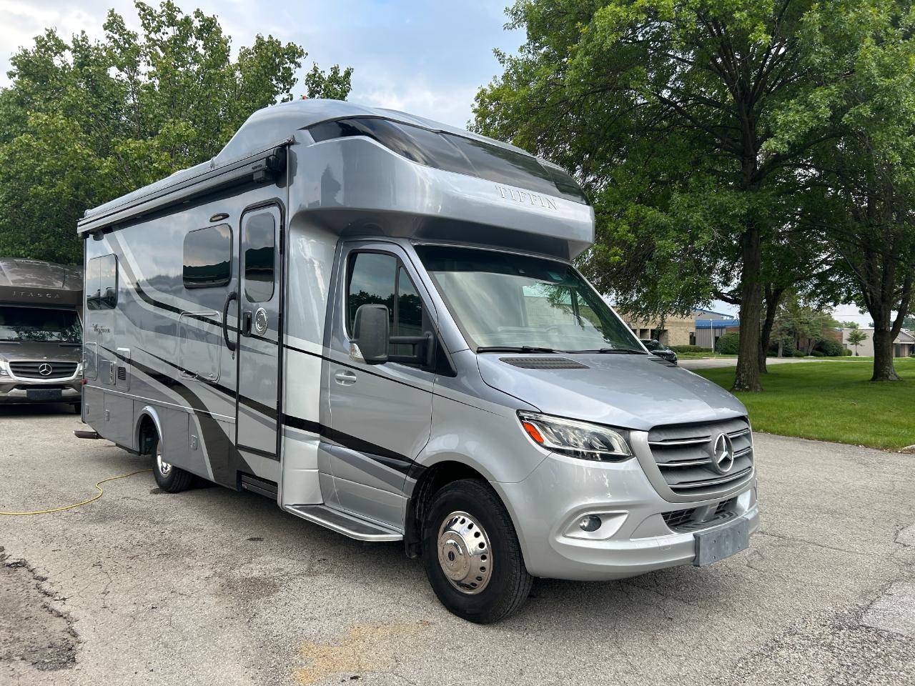 Tiffin Motorhomes Wayfarer  2020