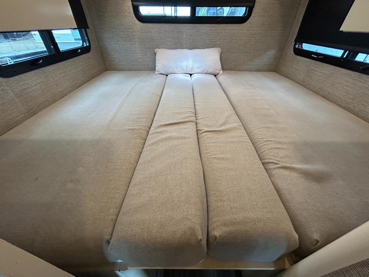 Tiffin Motorhomes Wayfarer  2020