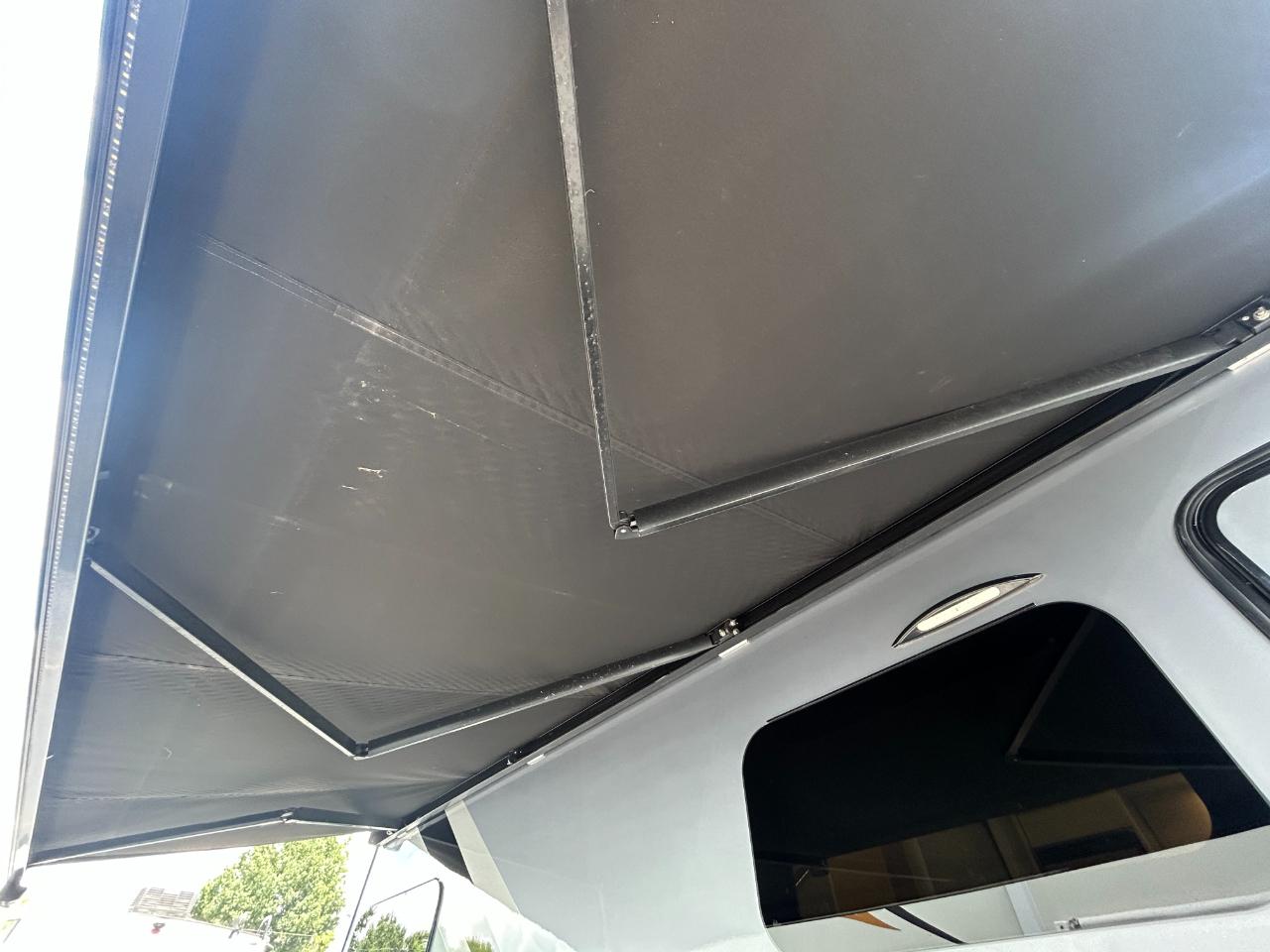 Tiffin Motorhomes Wayfarer  2020