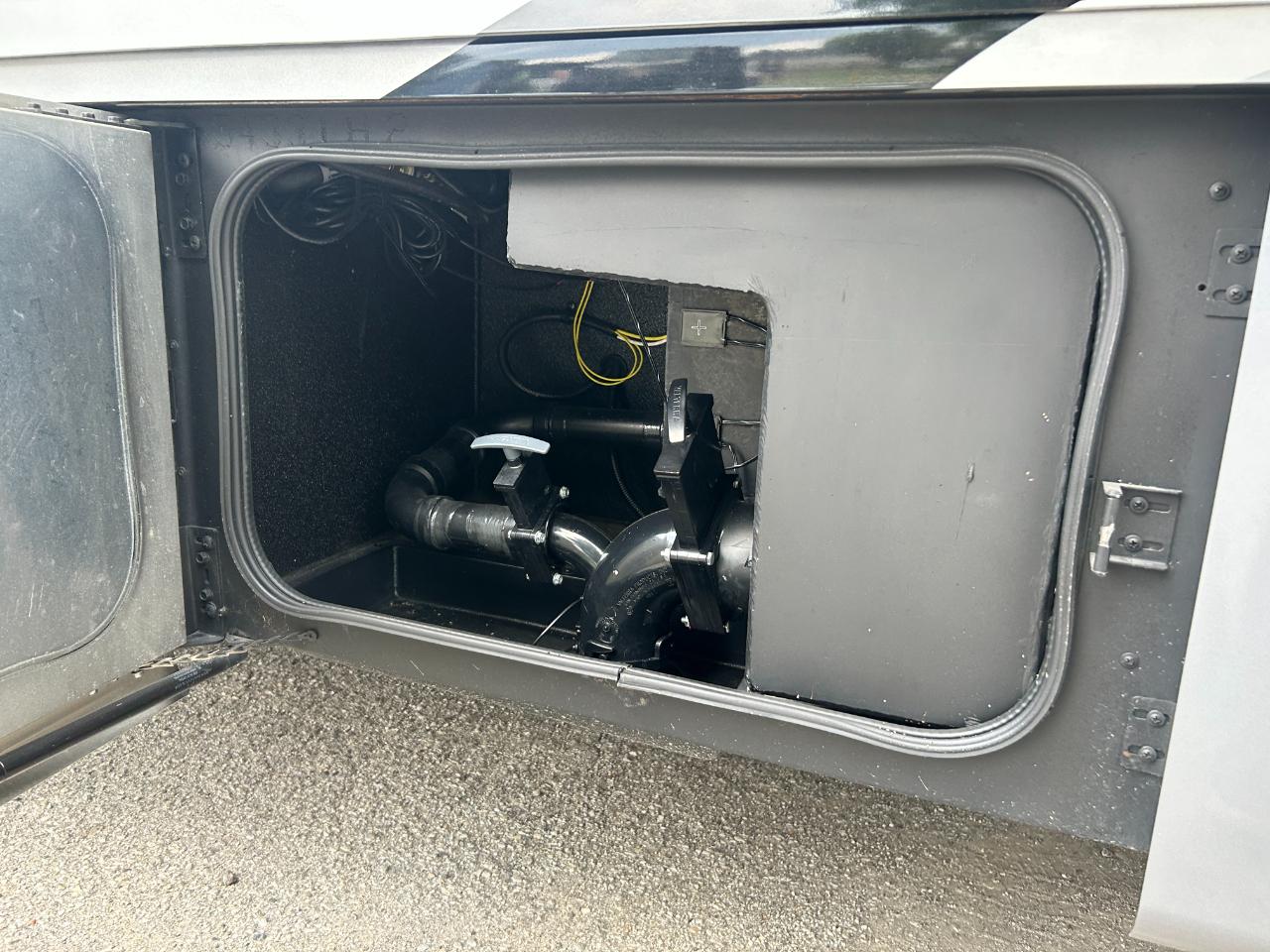 Tiffin Motorhomes Wayfarer  2020