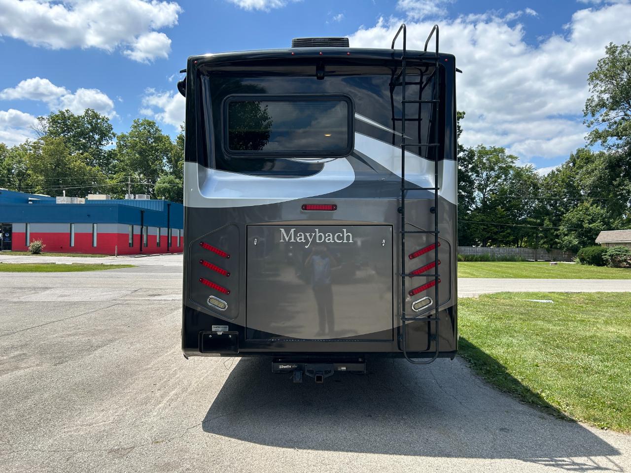 Nexus Maybach  2020