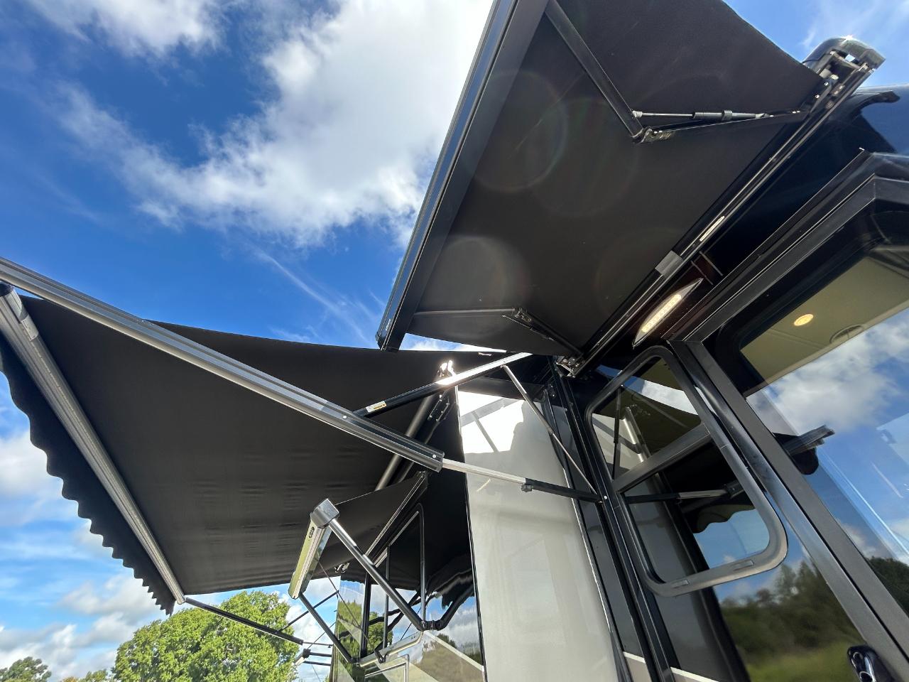 Tiffin Motorhomes, Inc Breeze  2017