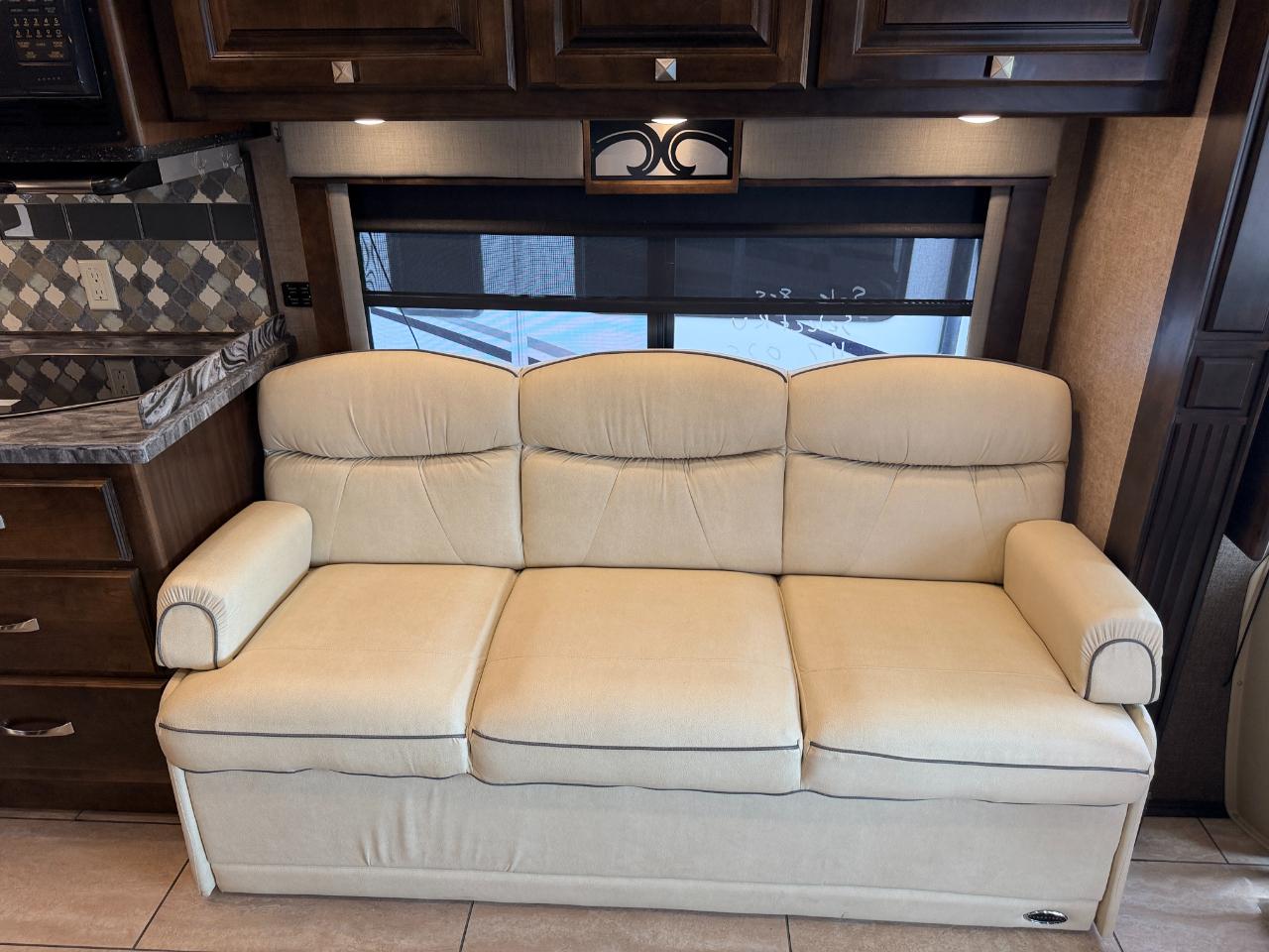 Tiffin Motorhomes, Inc Breeze  2017