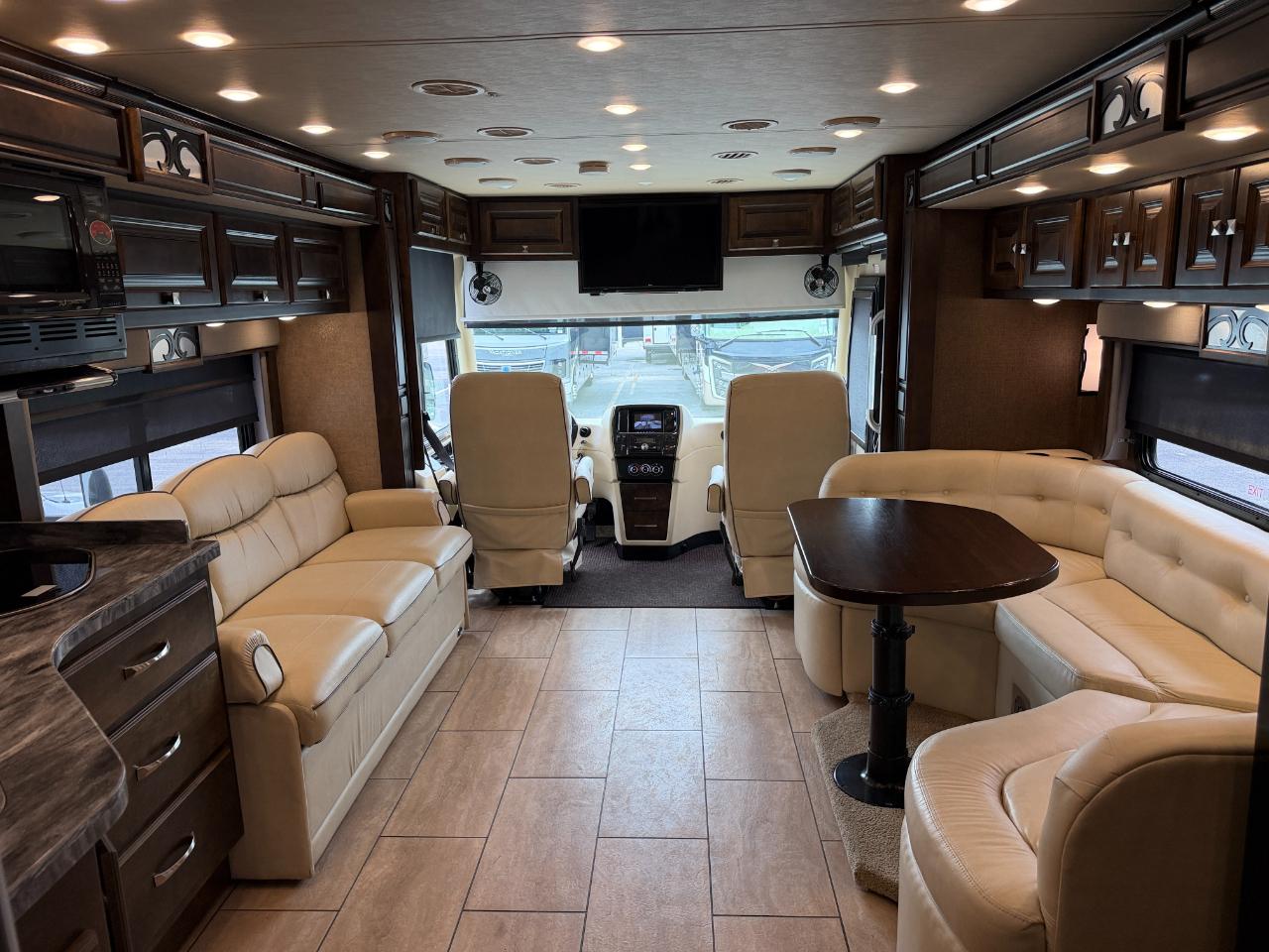 Tiffin Motorhomes, Inc Breeze  2017