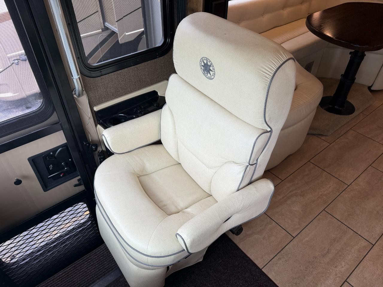 Tiffin Motorhomes, Inc Breeze  2017