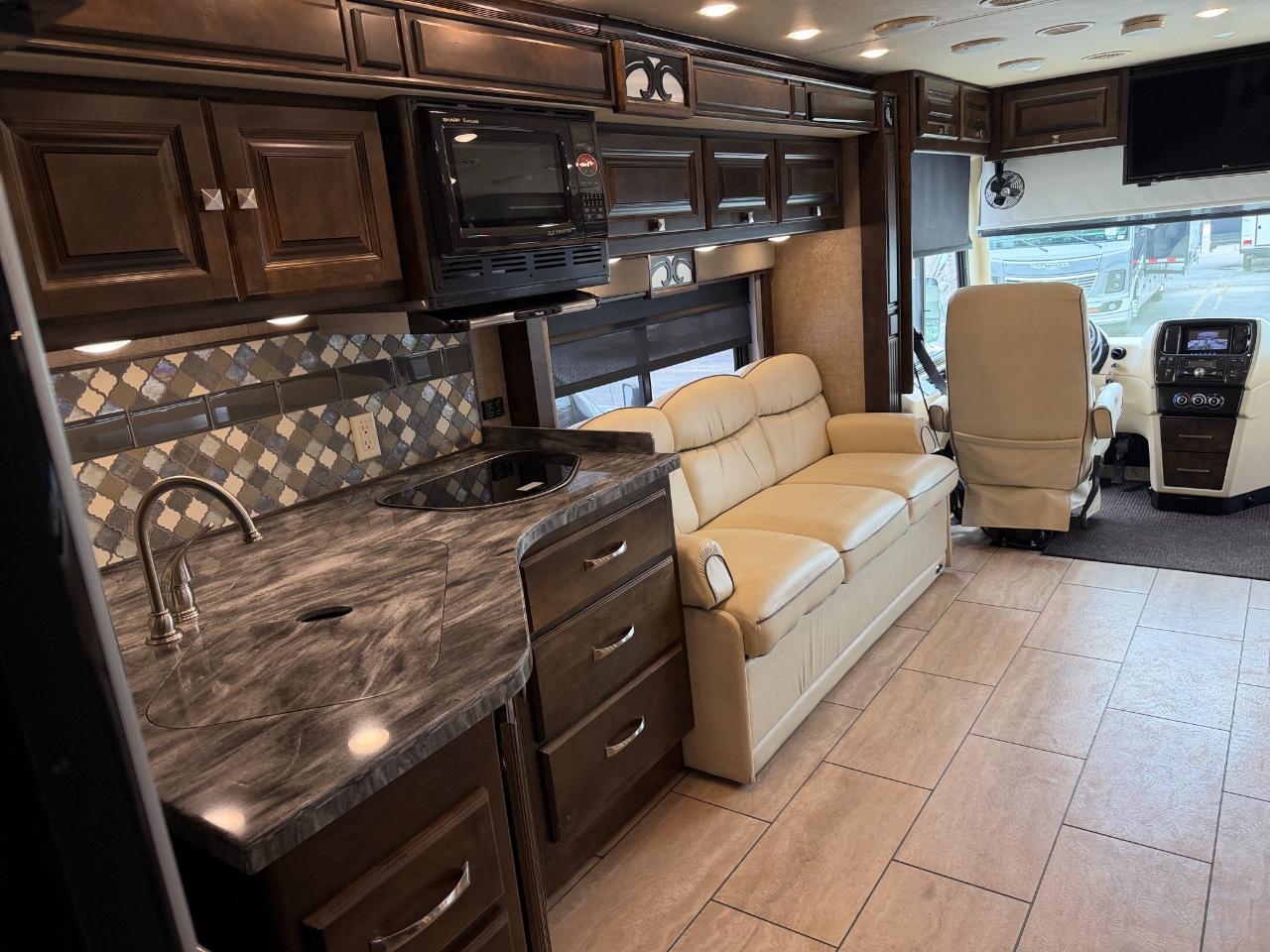 Tiffin Motorhomes, Inc Breeze  2017